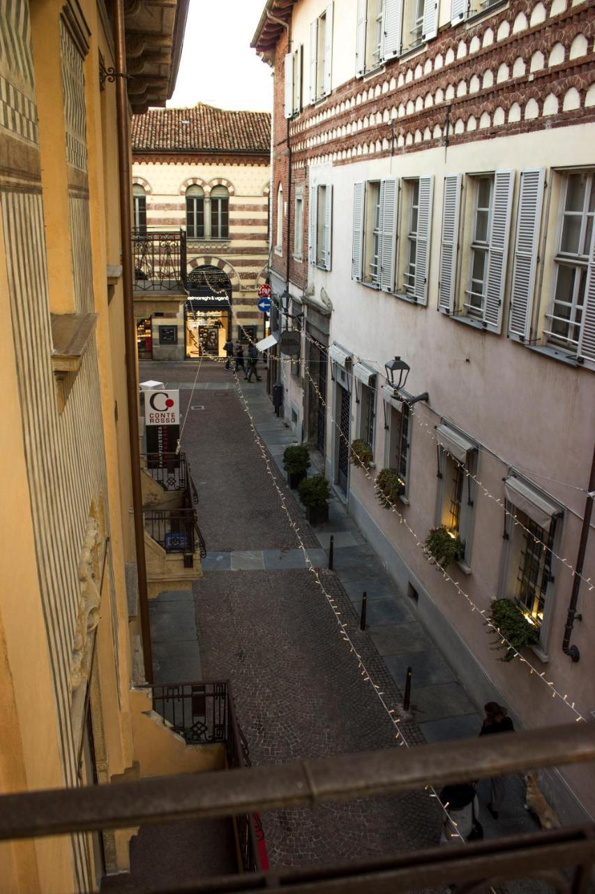 Palazzo Belli Bed & Breakfast Алба Екстериор снимка